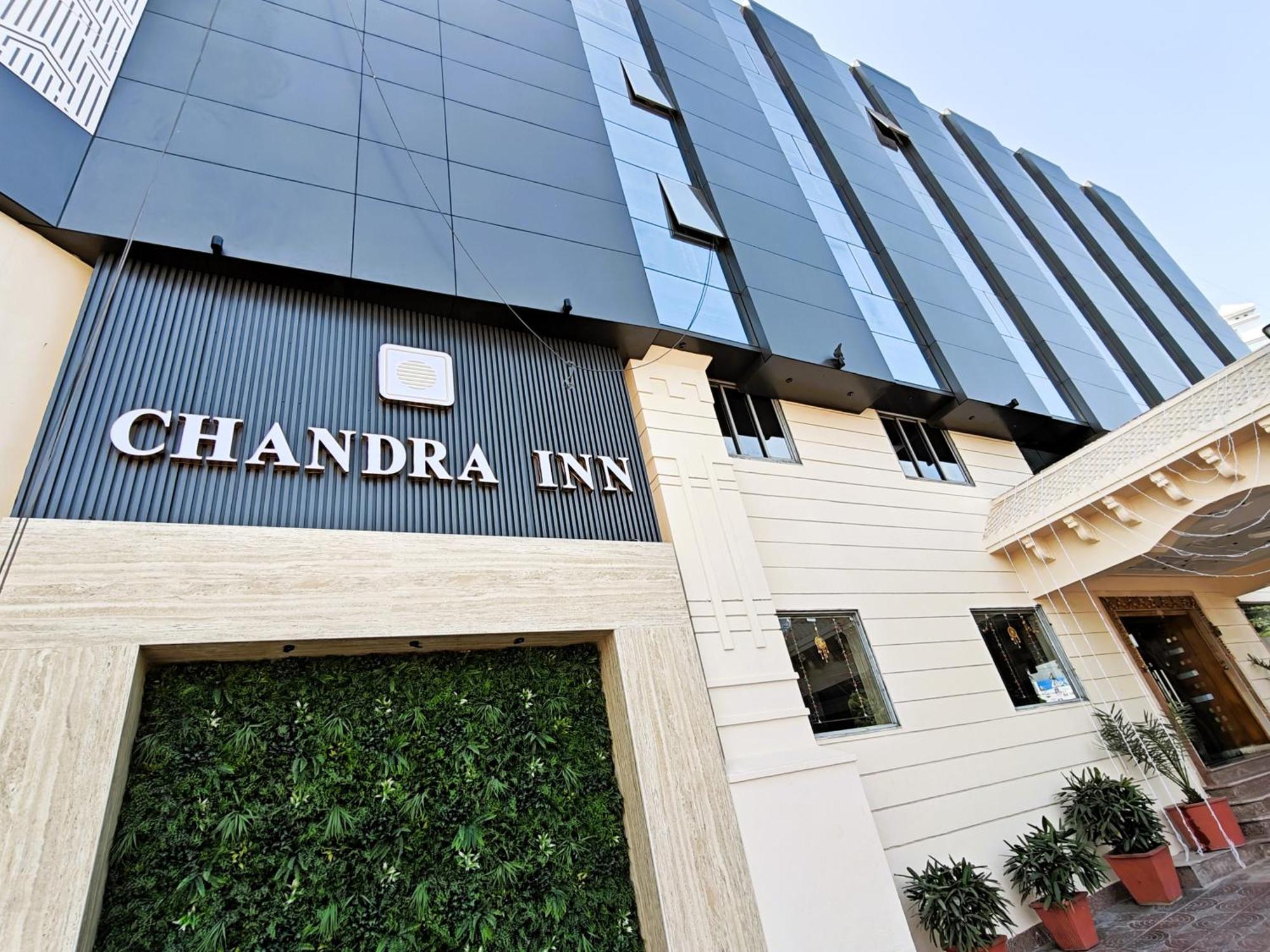 Hotel Chandra 3*