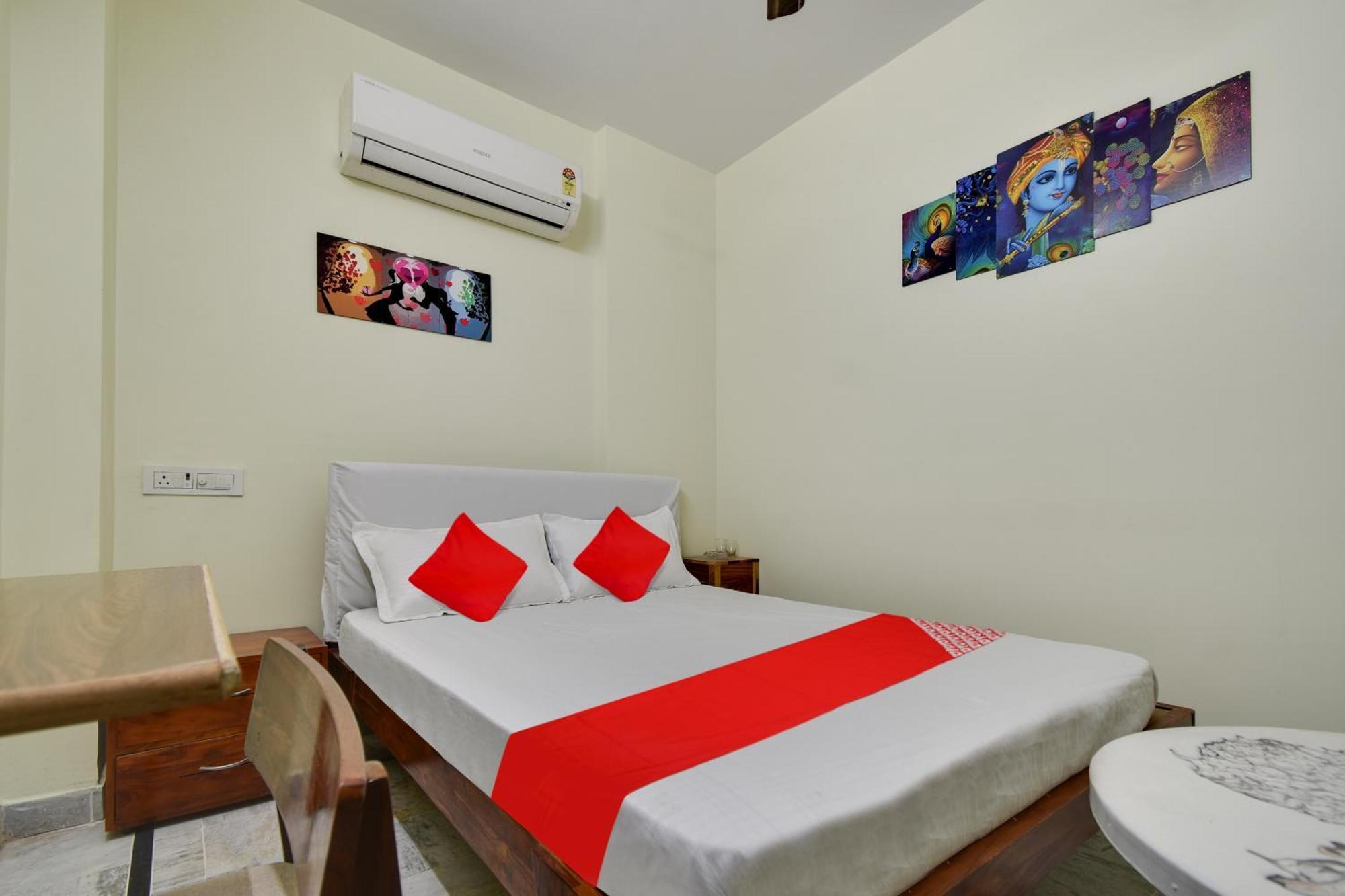 Hotel O Azad 4*