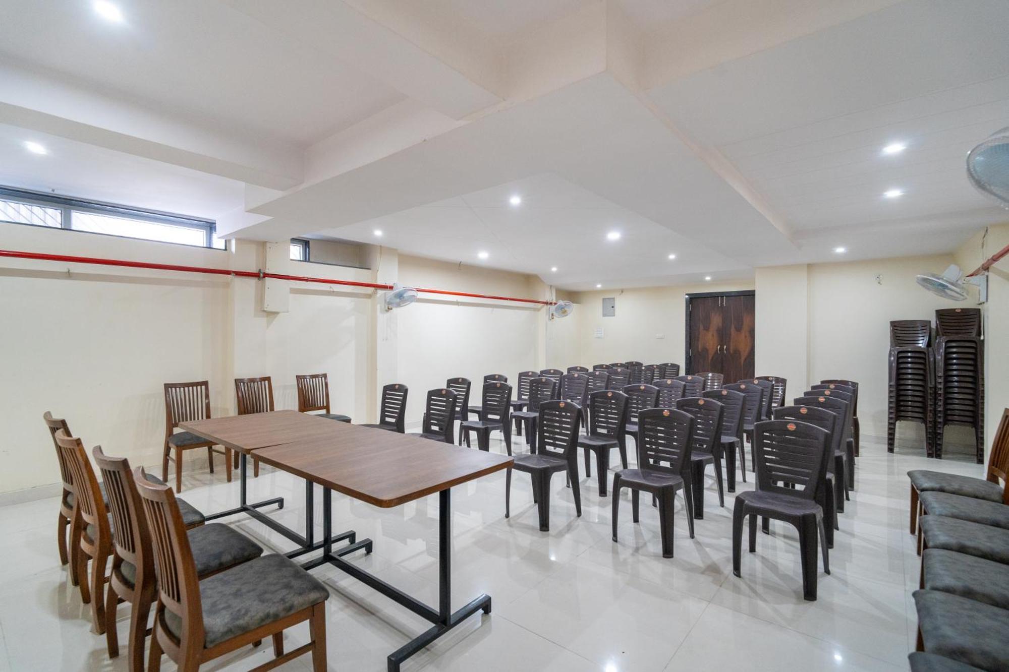 Parle Hotel 3*