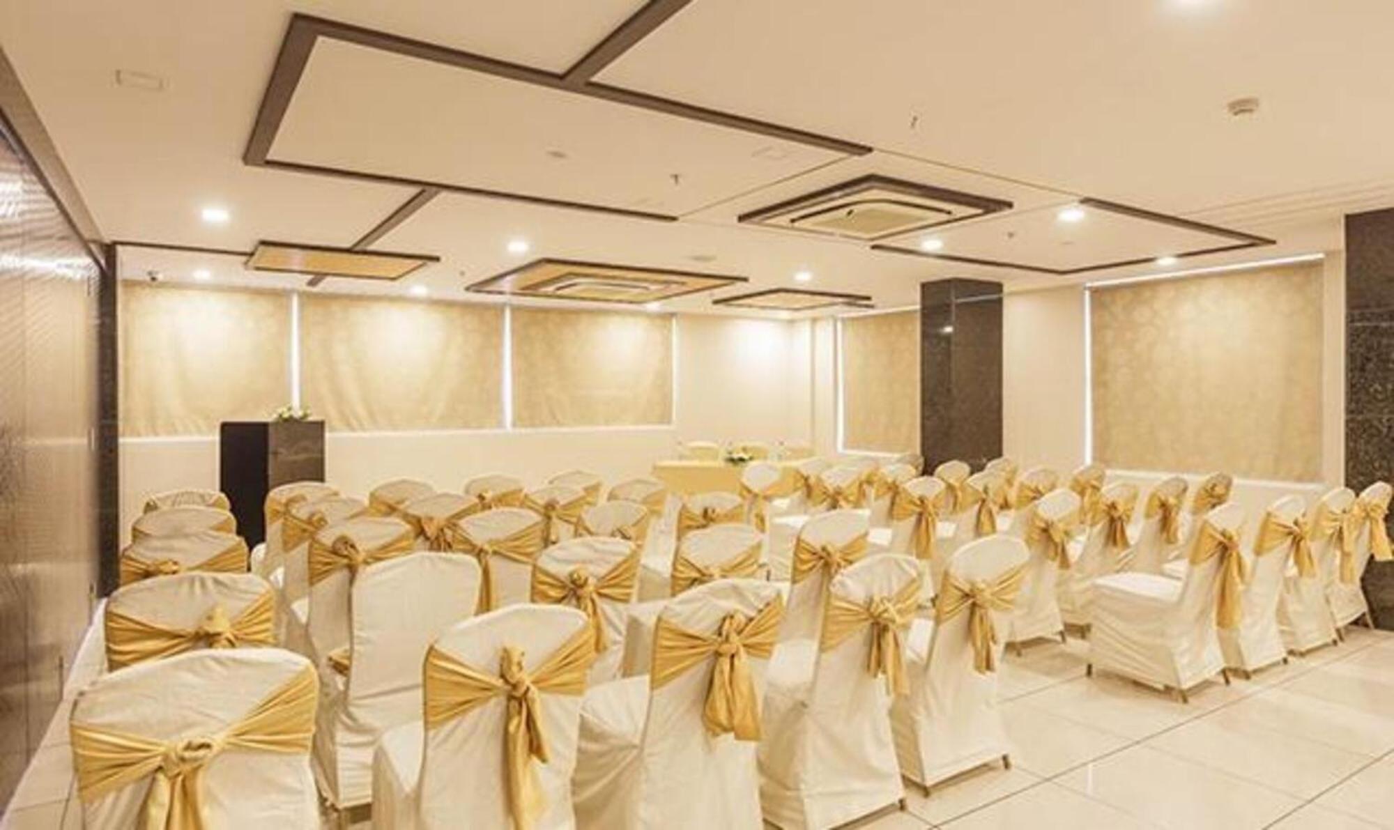 Hotel Fabhotel Prime Rester Select