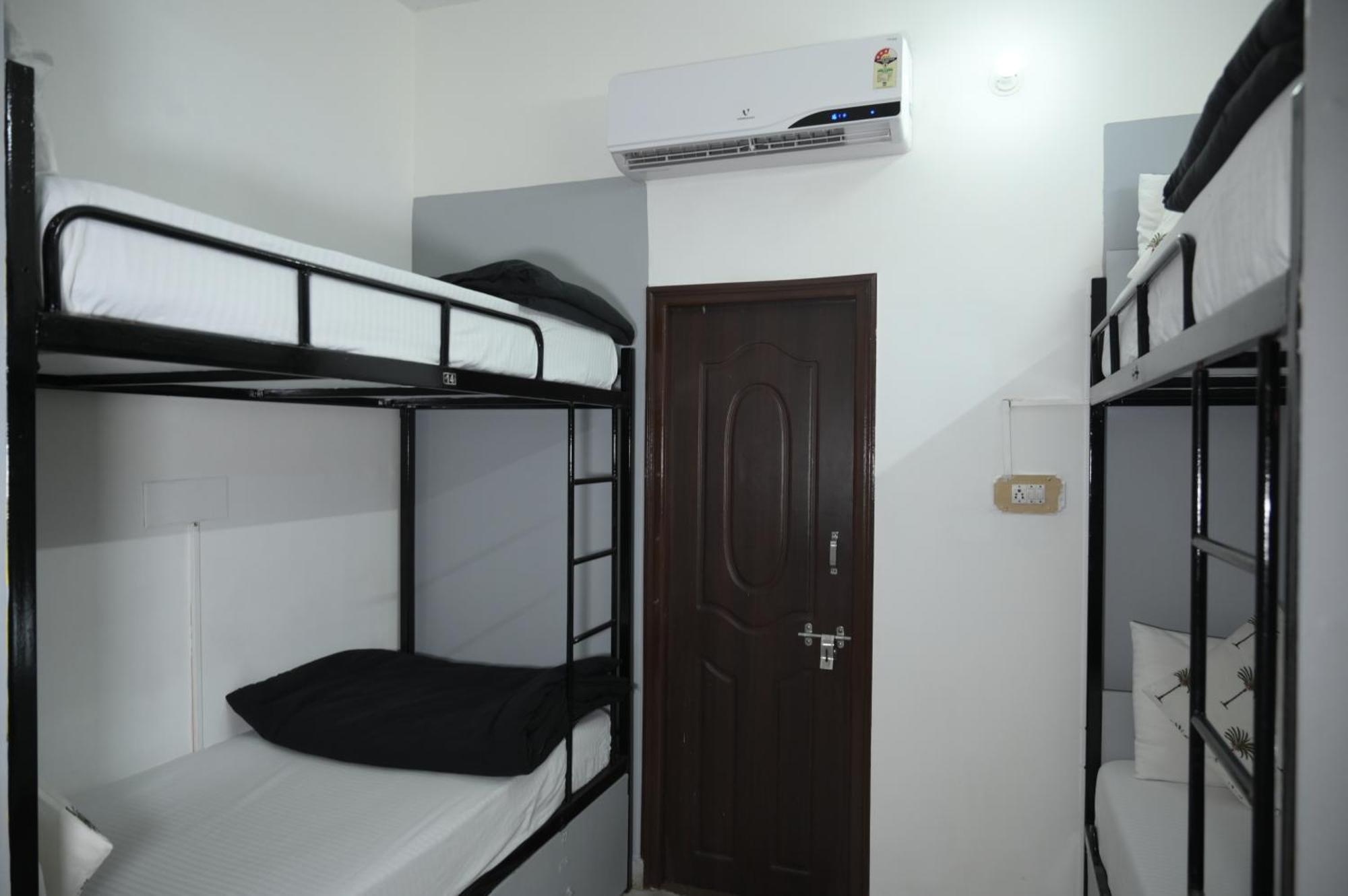 Vostel Hotel 4*