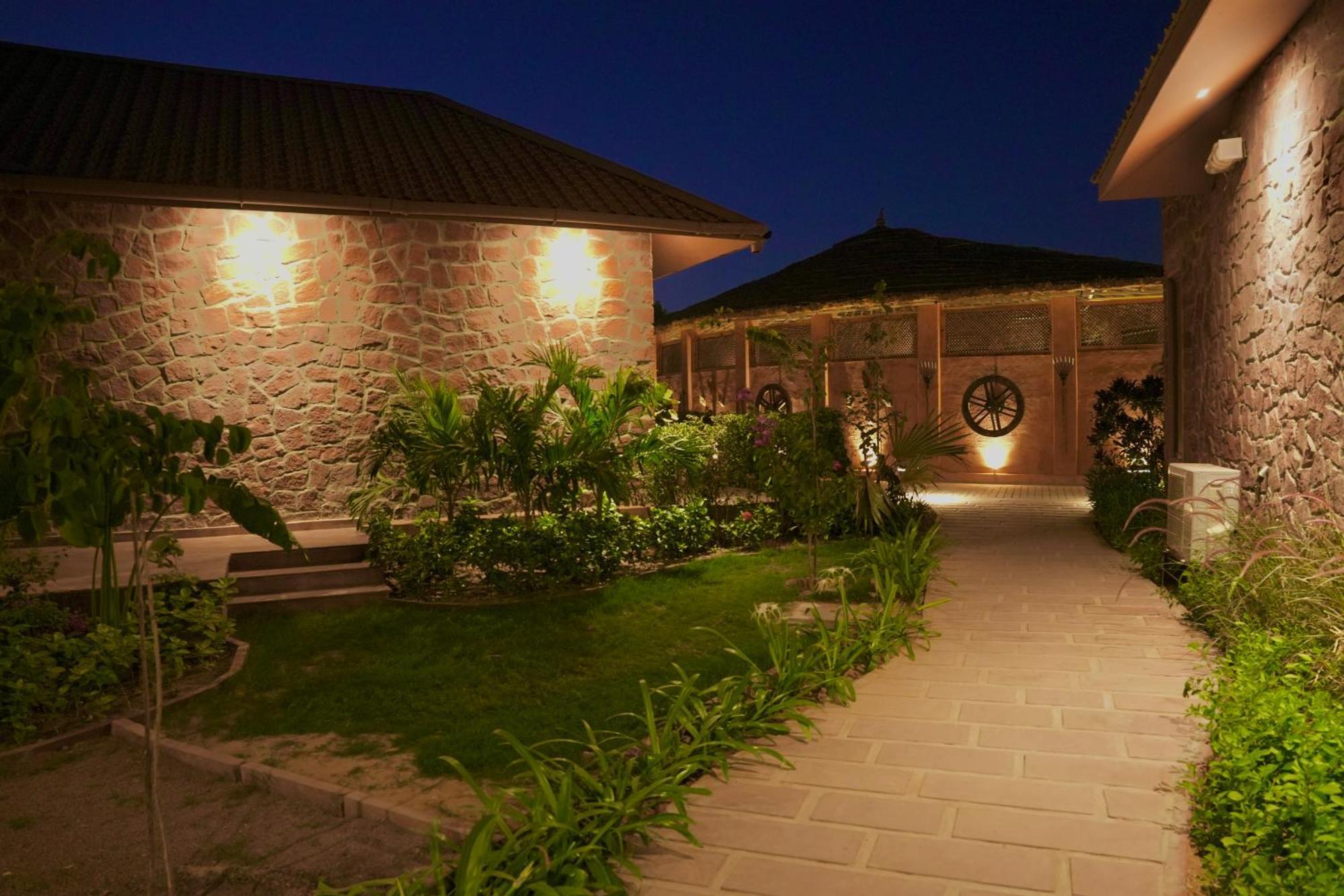 Hotel Surpura Bagh - A Luxury Boutique - Pure Vegetarian Jodhpur (Rajasthan)