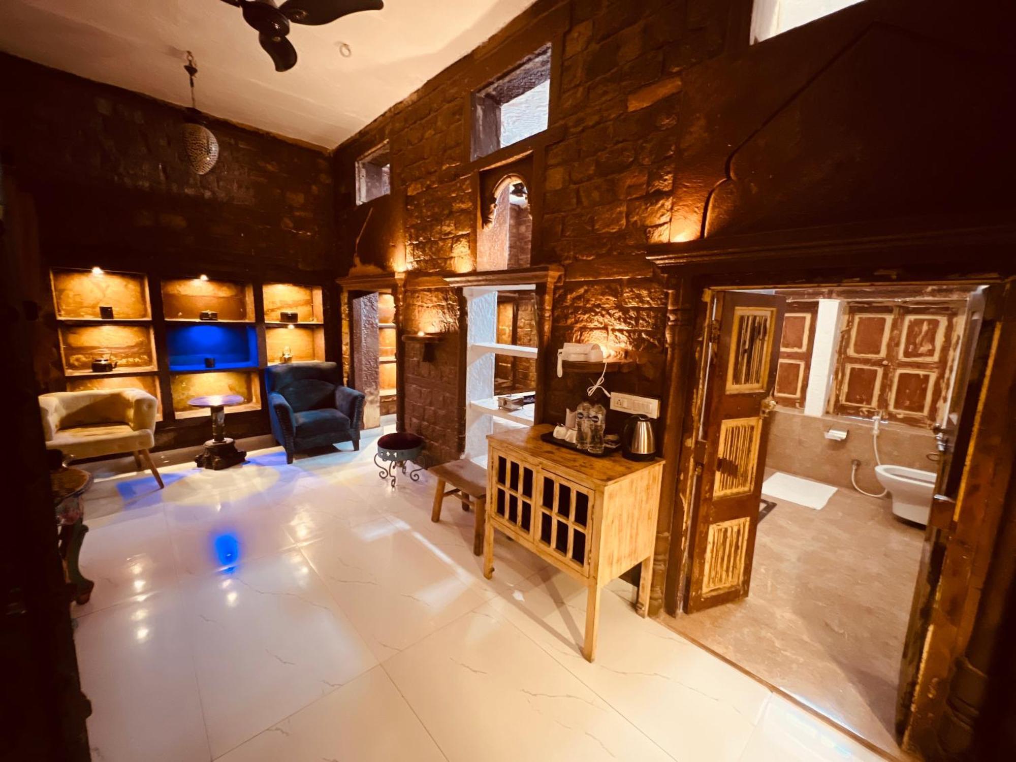 Hotel Jhankar Haveli 3*