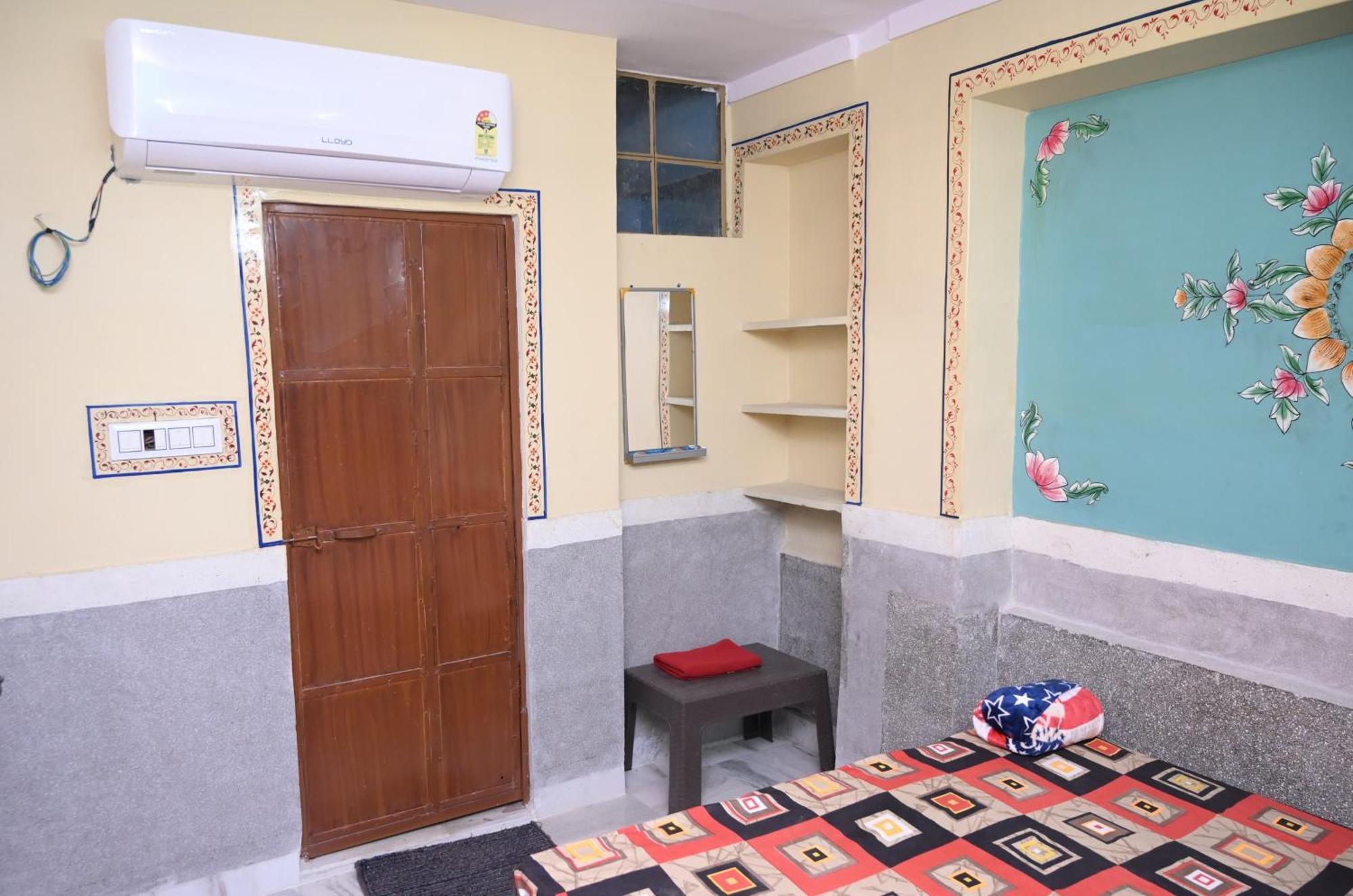 Samrat Ashok Guest house *