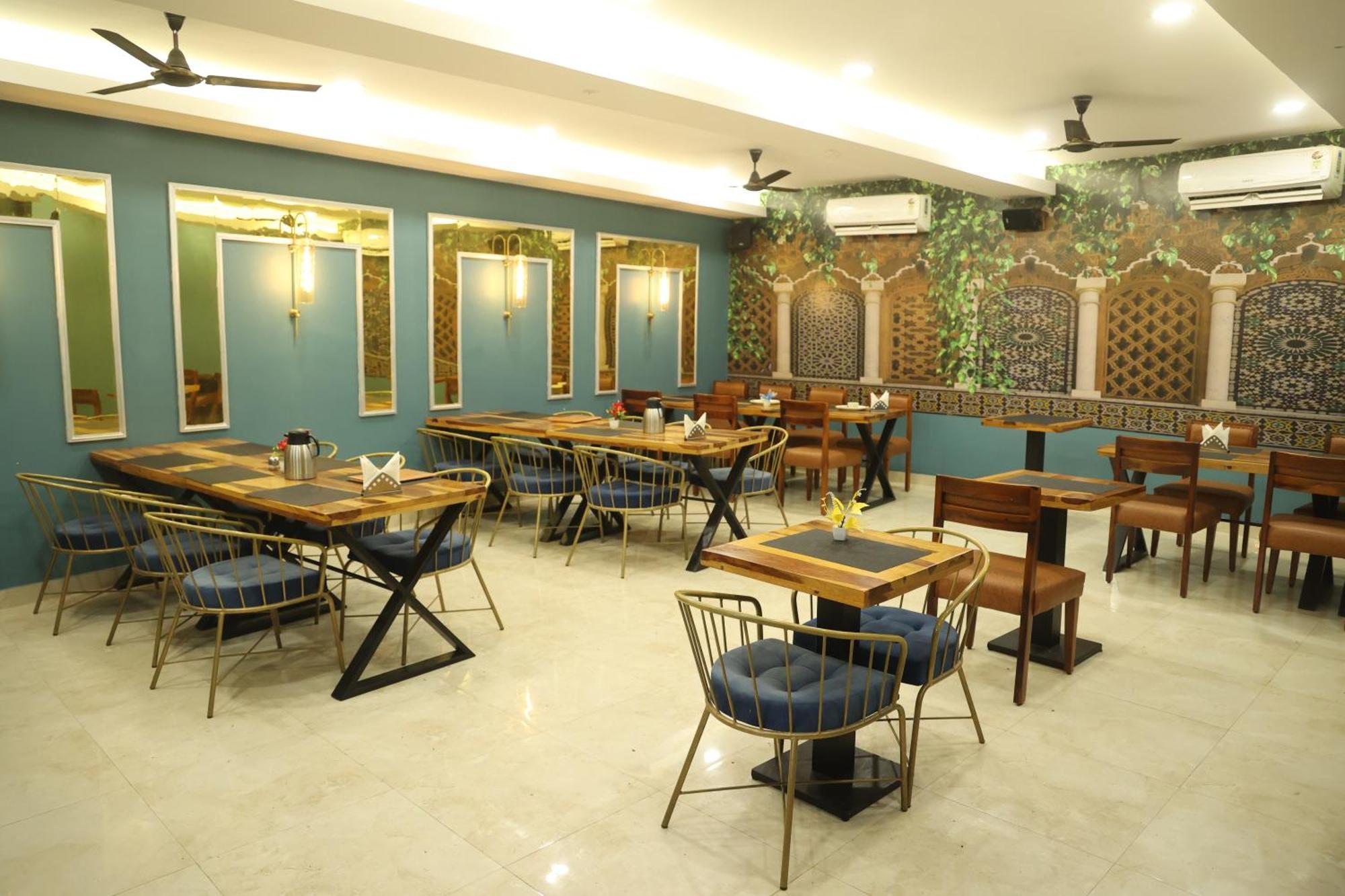Shiv Hari Heritage 4*