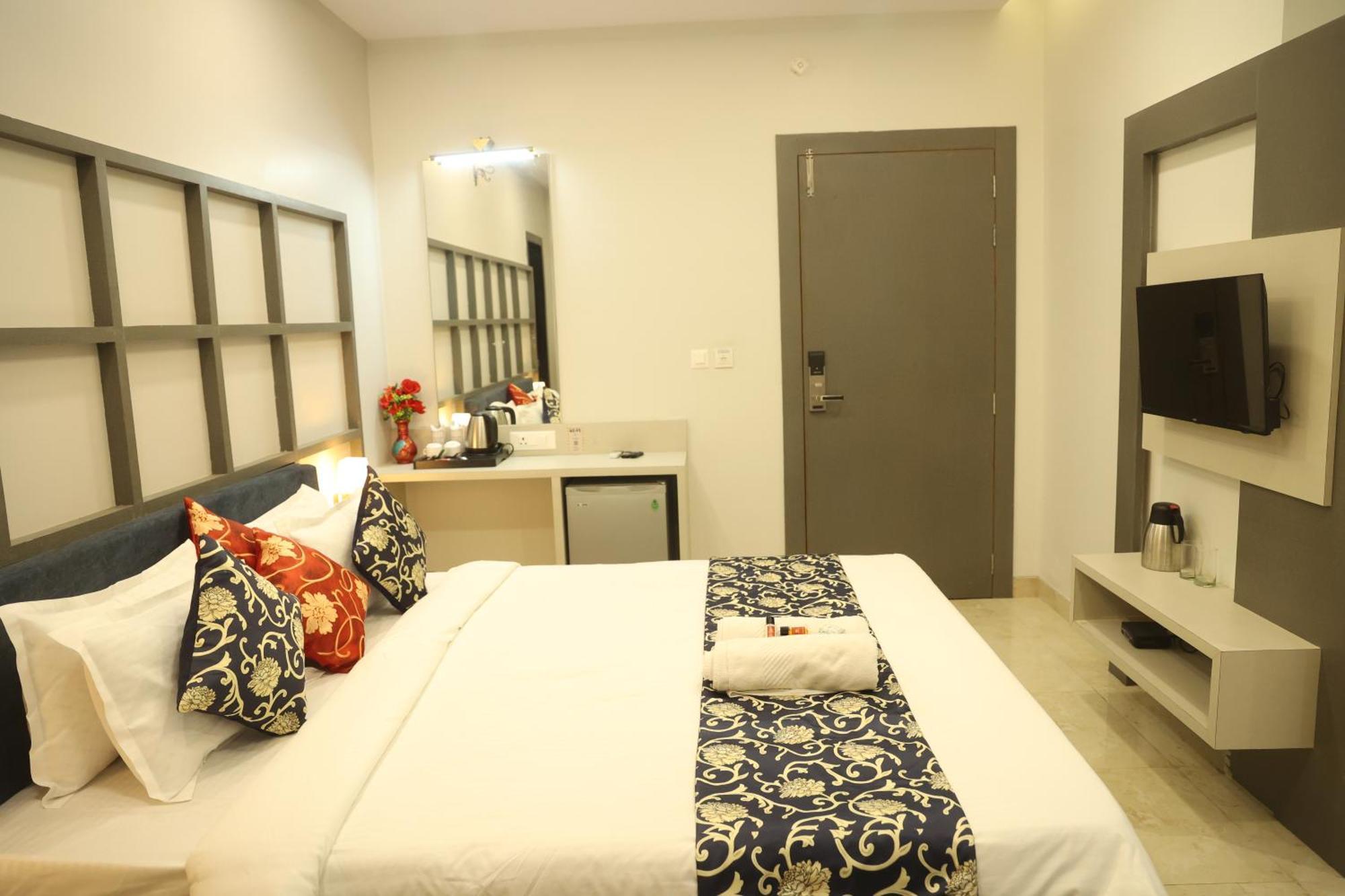 Shiv Hari Heritage Hotel