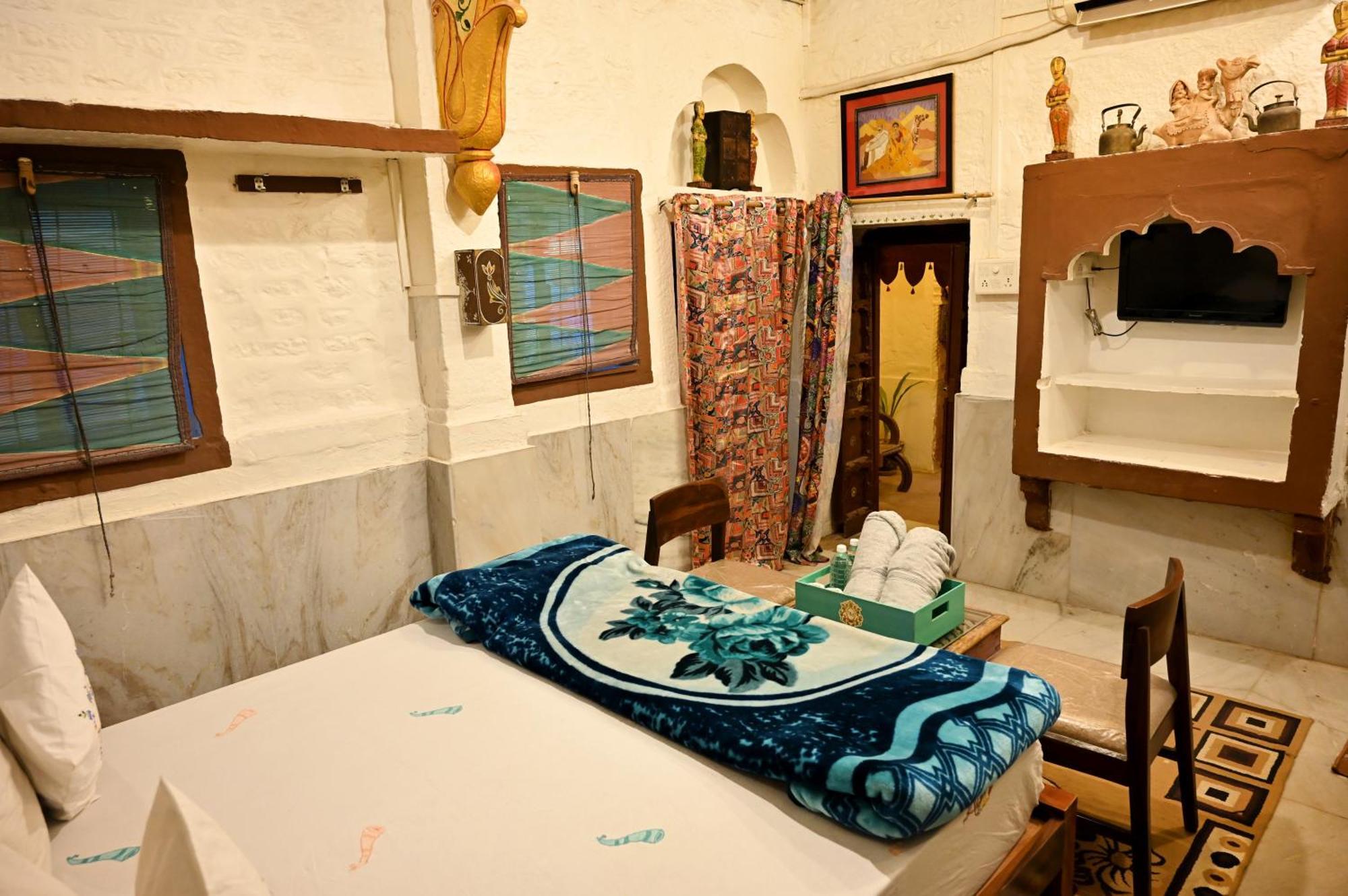 Castle View Haveli Hotel