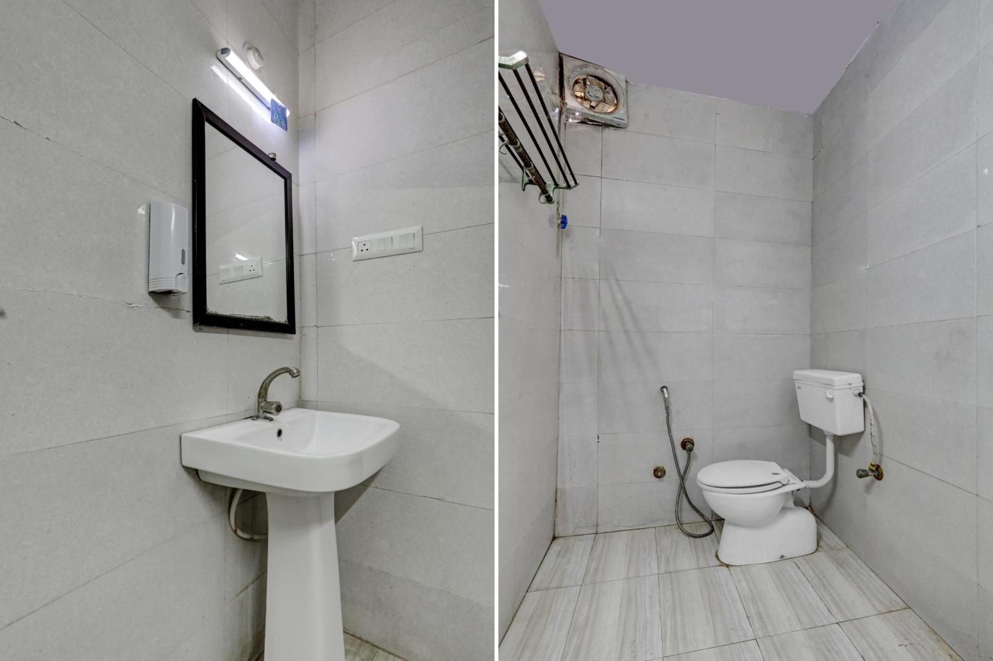 O Blue Barrel Hotel 4*