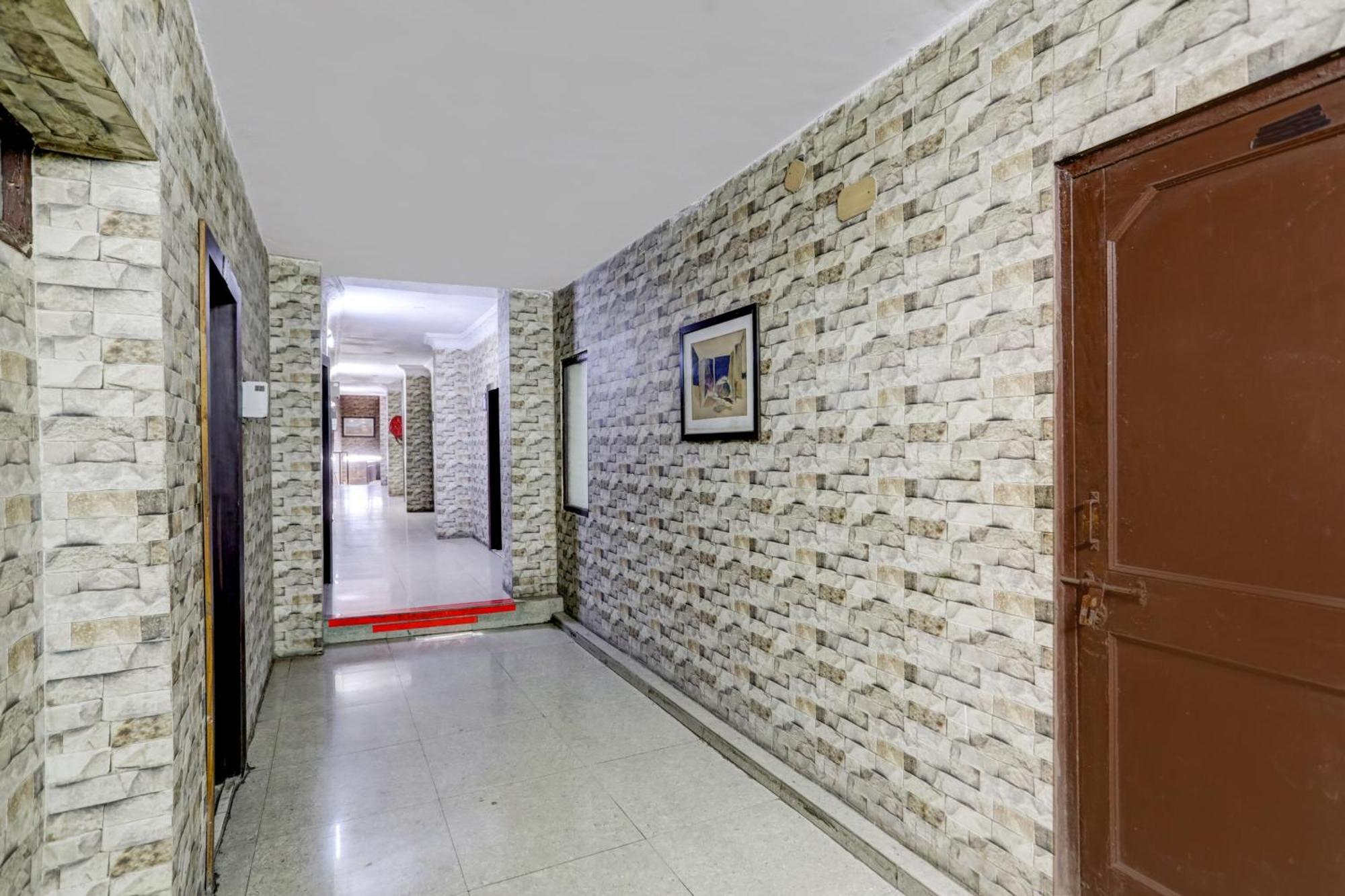 Hotel O Blue Barrel Jodhpur (Rajasthan)