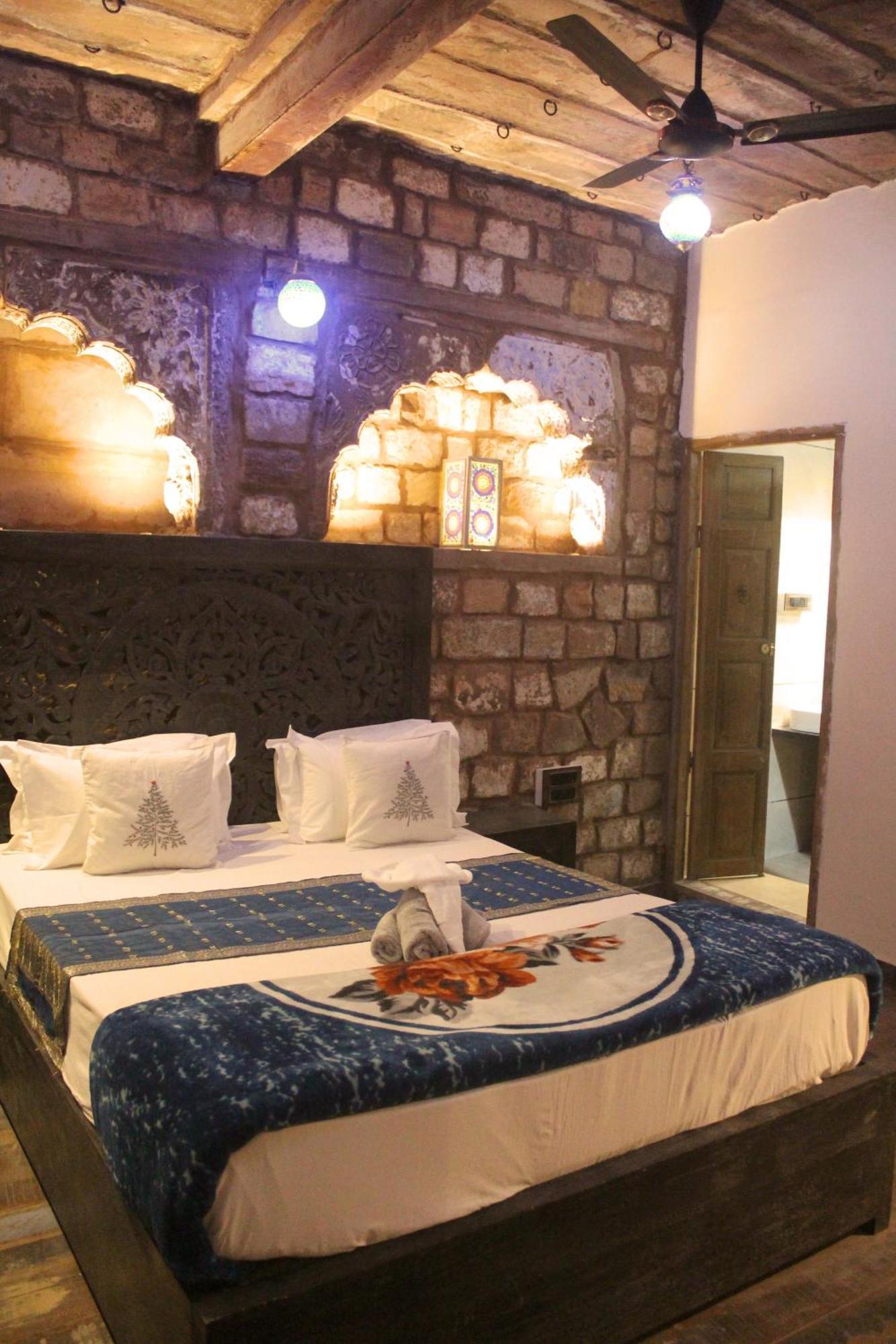 Castle View Haveli 3*