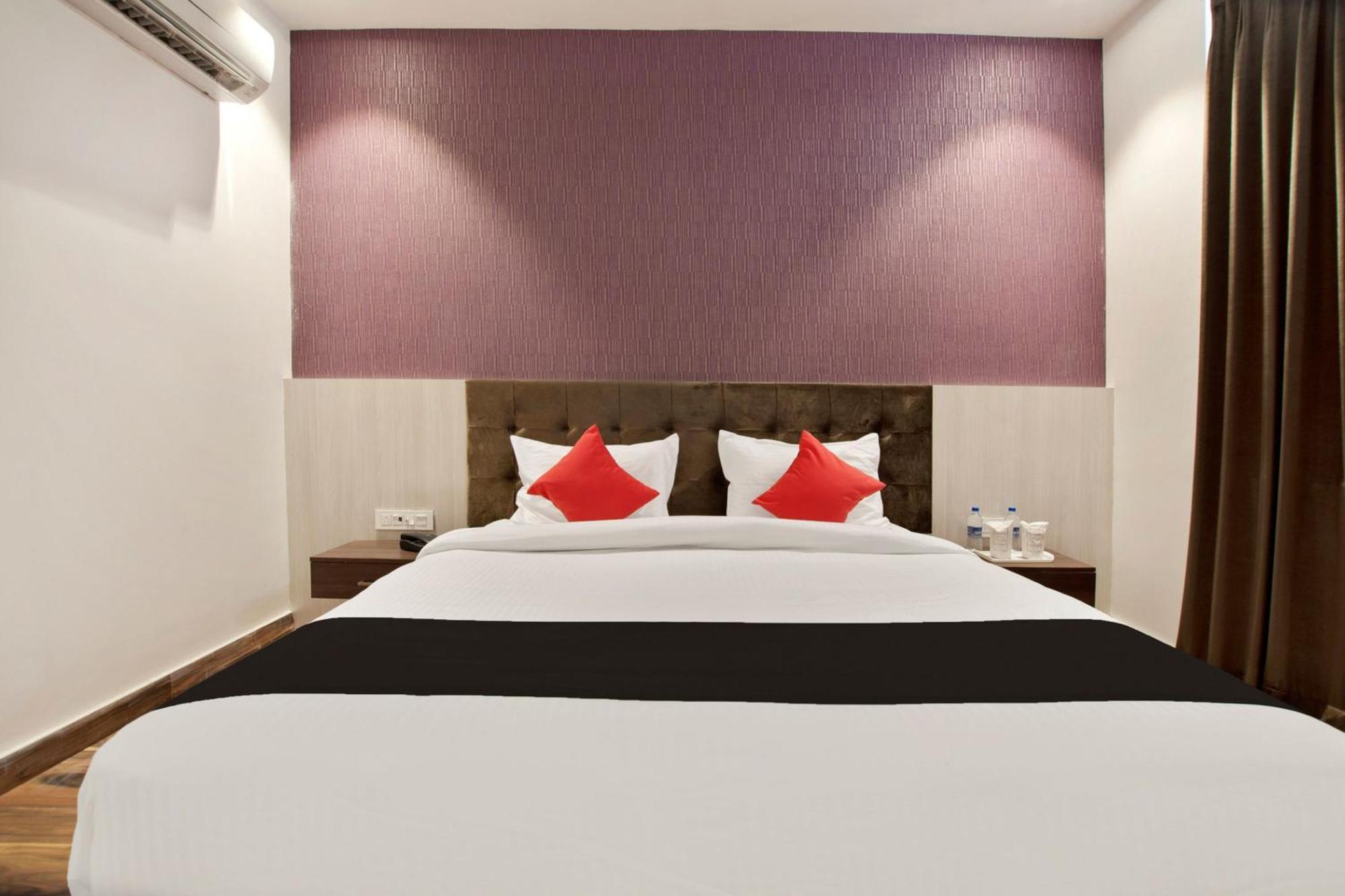 Collection O S B Excellency Hotel