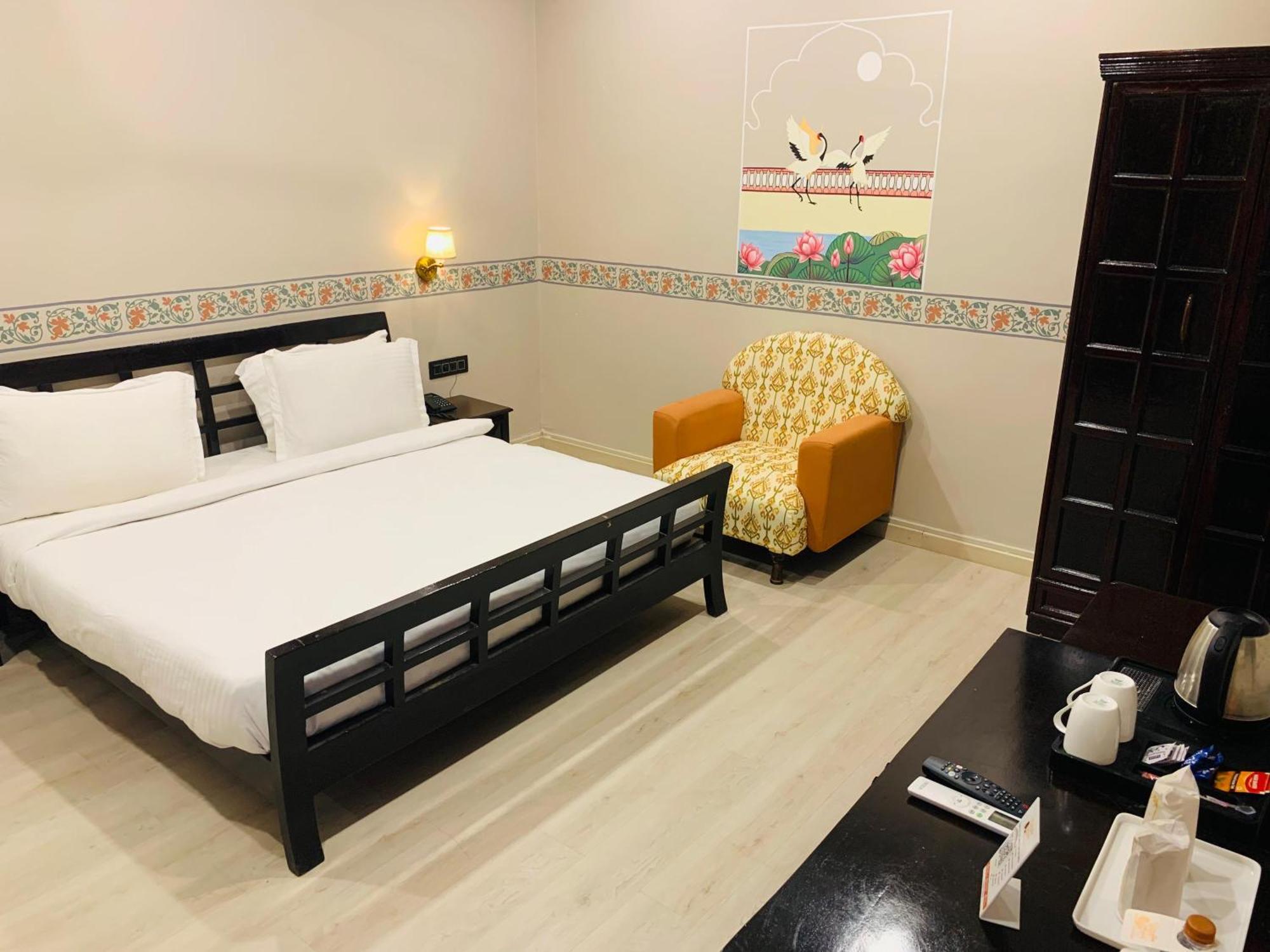 Nirali Dhani Hotel