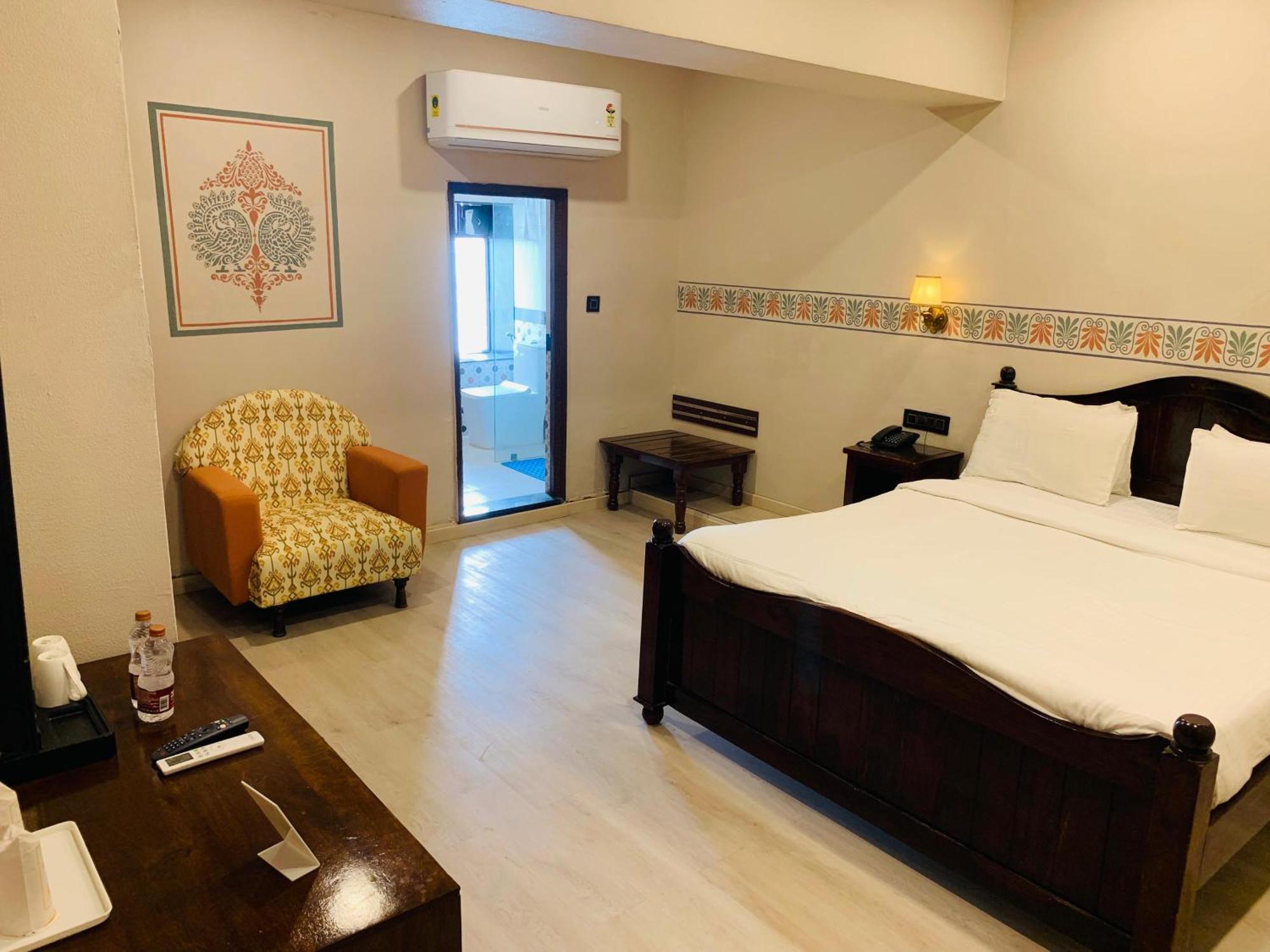 Nirali Dhani Hotel
