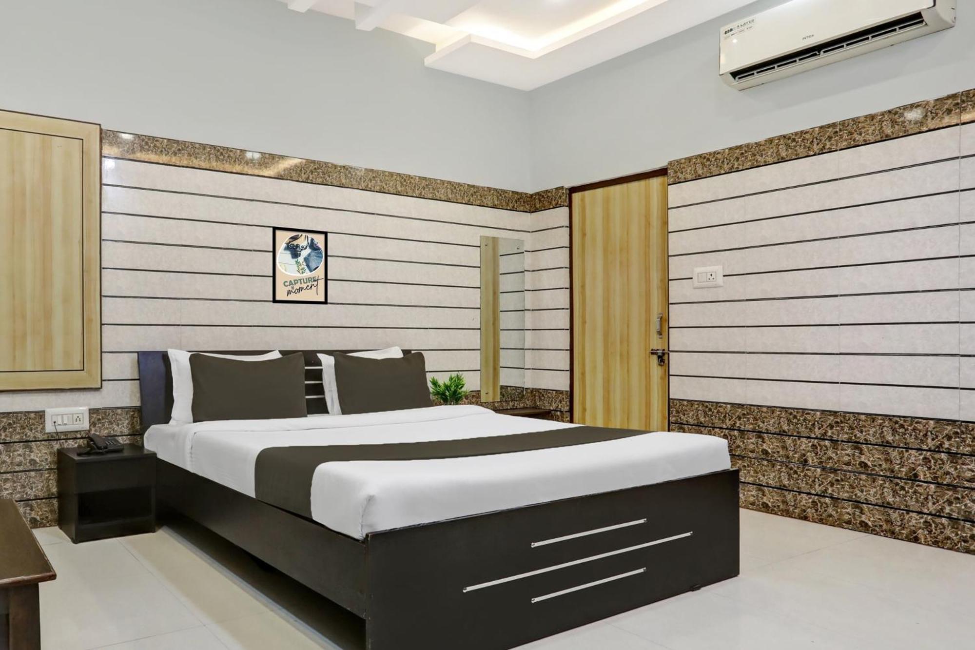 Hotel Collection O Ravidarshan 3*