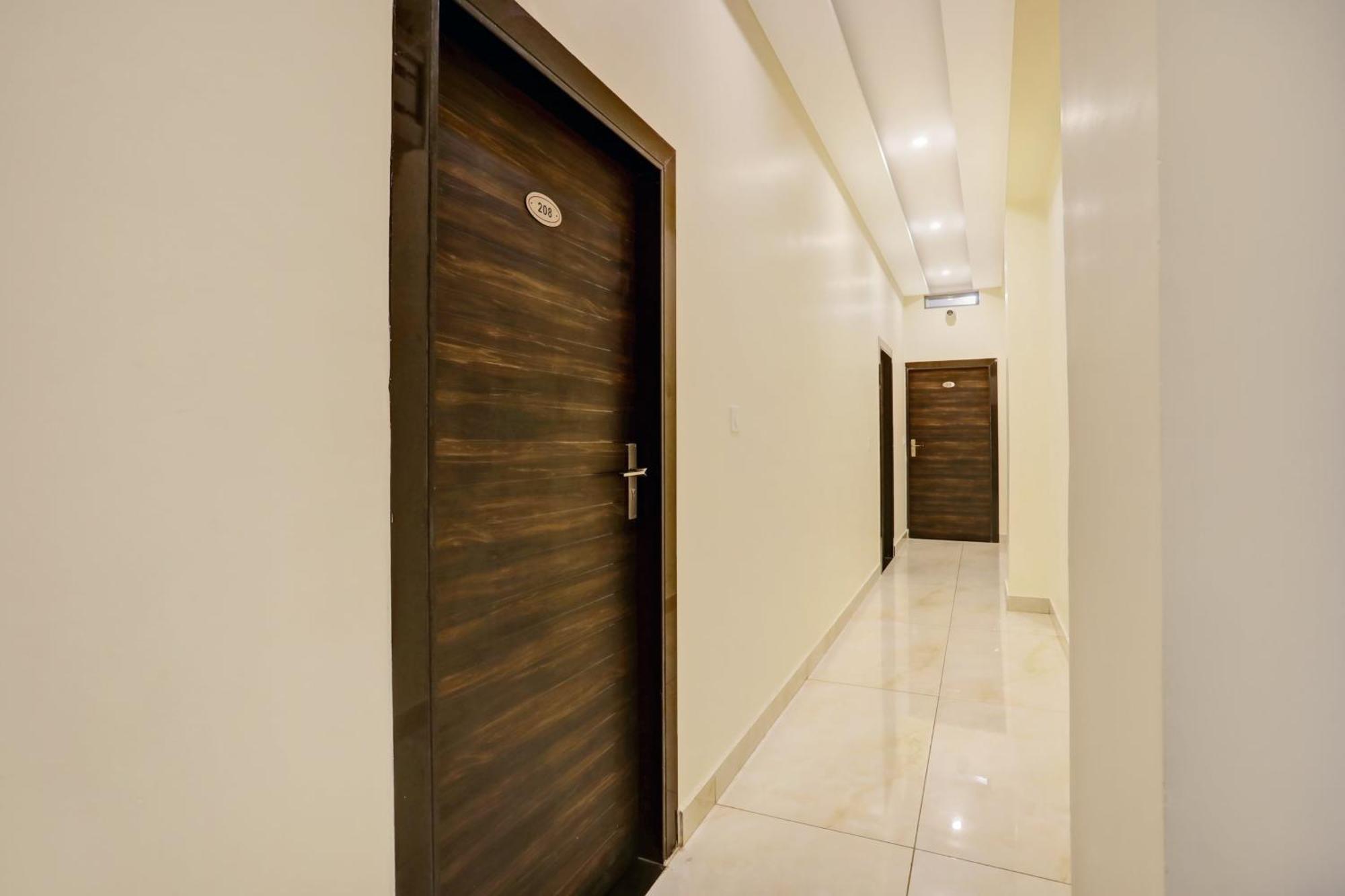 Hotel Collection O Ravidarshan Jodhpur (Rajasthan)