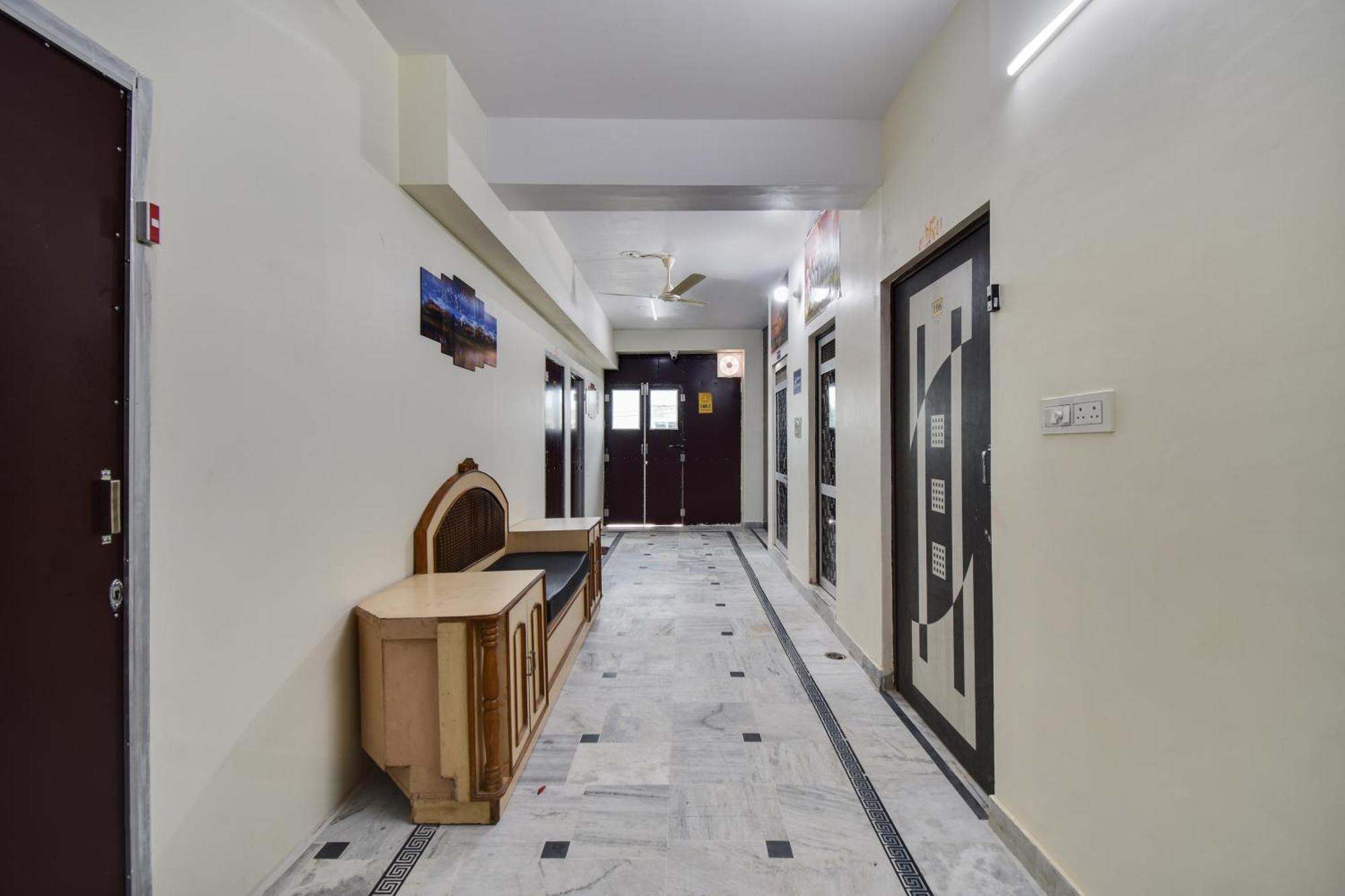 Hotel O Azad Jodhpur (Rajasthan)