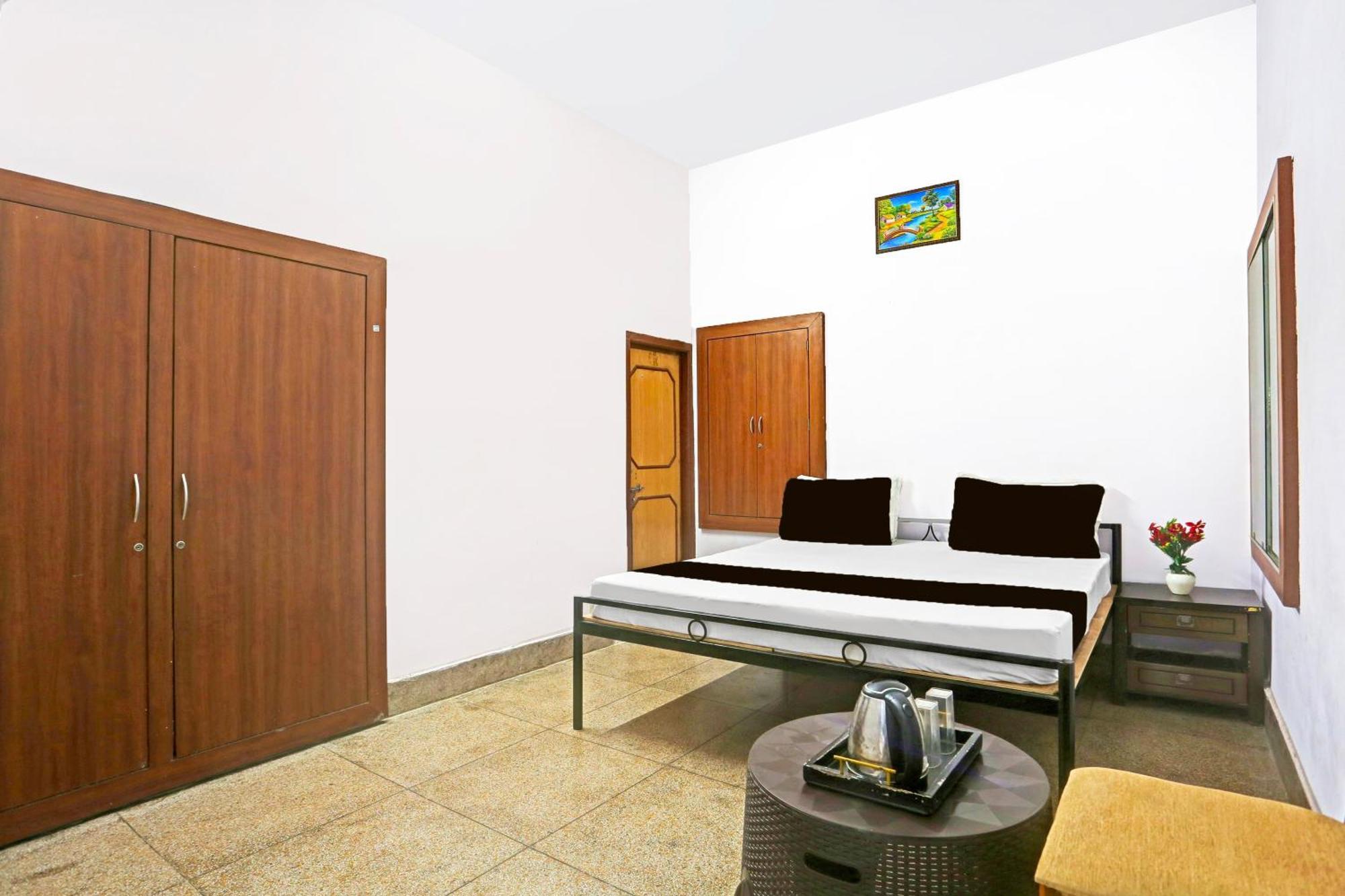 O Poonam 3* Jodhpur (Rajasthan)