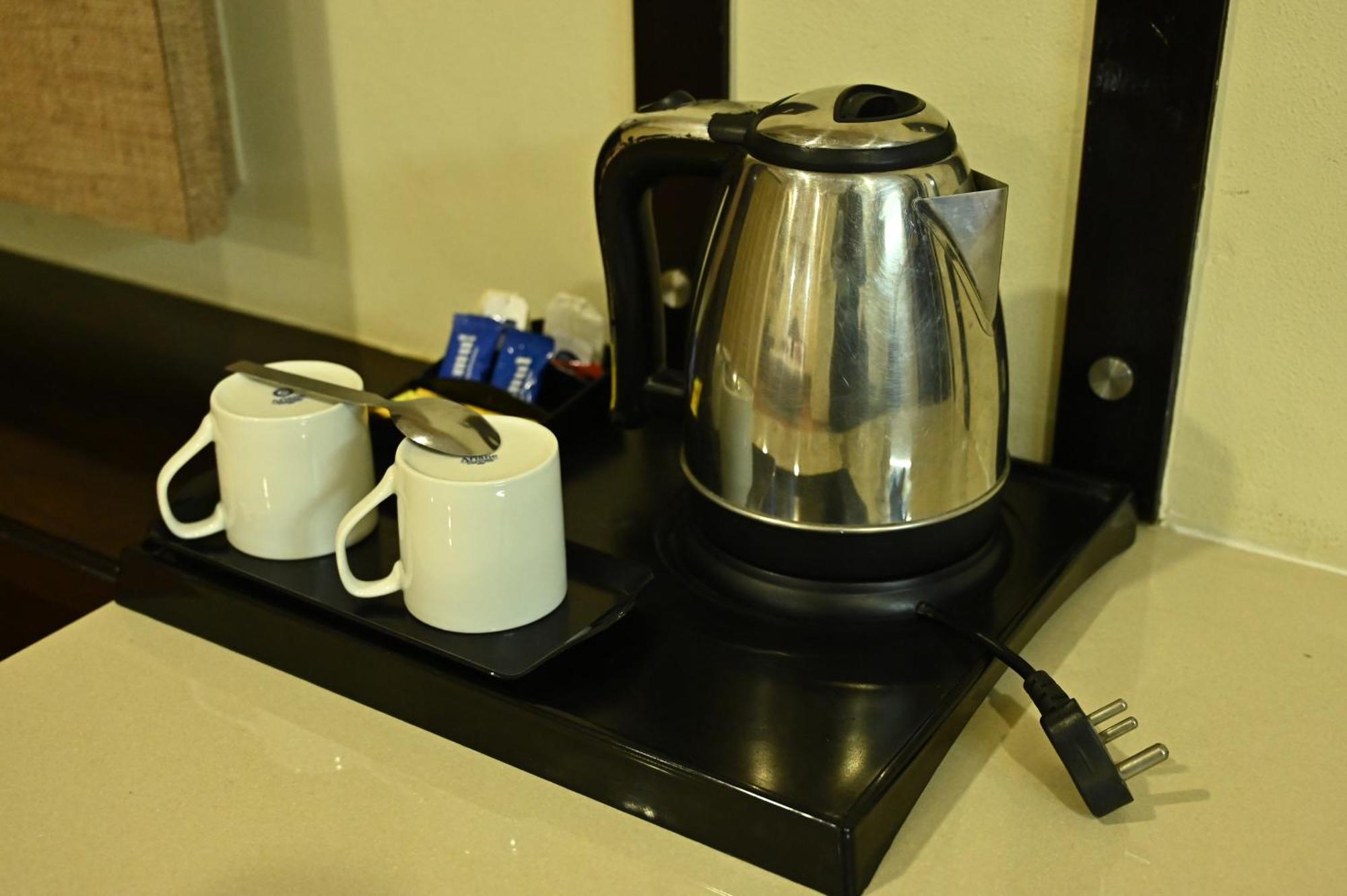 Chandra Hotel 3*