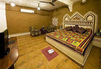 Nirali Dhani Ethnic Heritage And