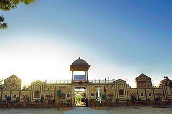 Nirali Dhani Ethnic Heritage And Resort 3*