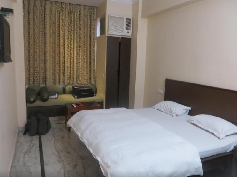 Hotel Sandhu Palace