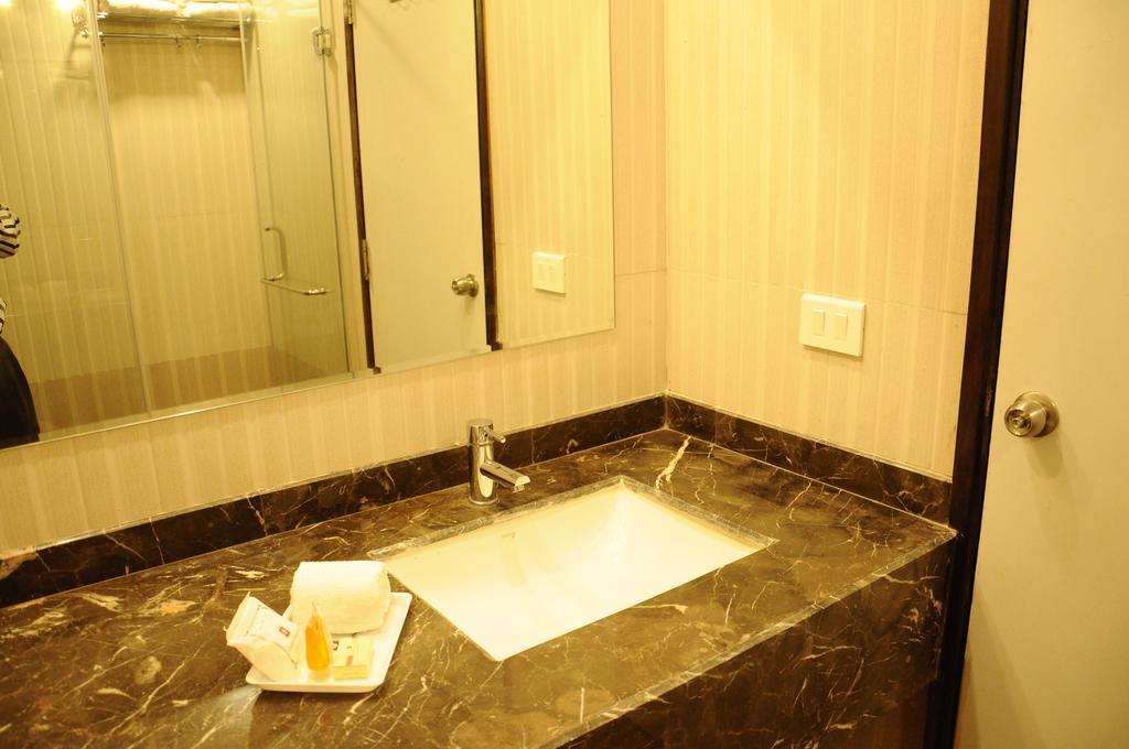 Hotel Chandra Imperial 3*