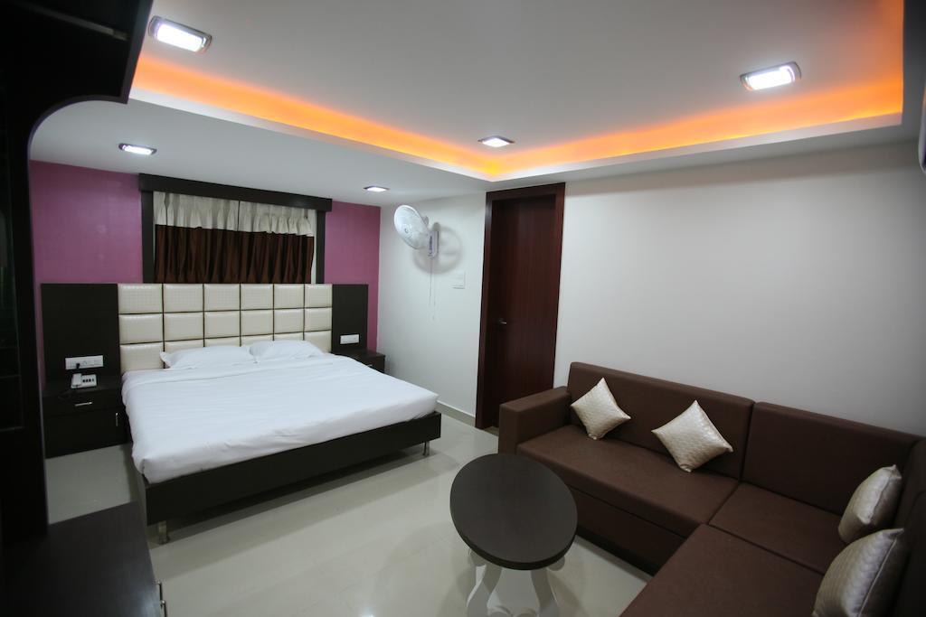 Hotel Jain Excellency