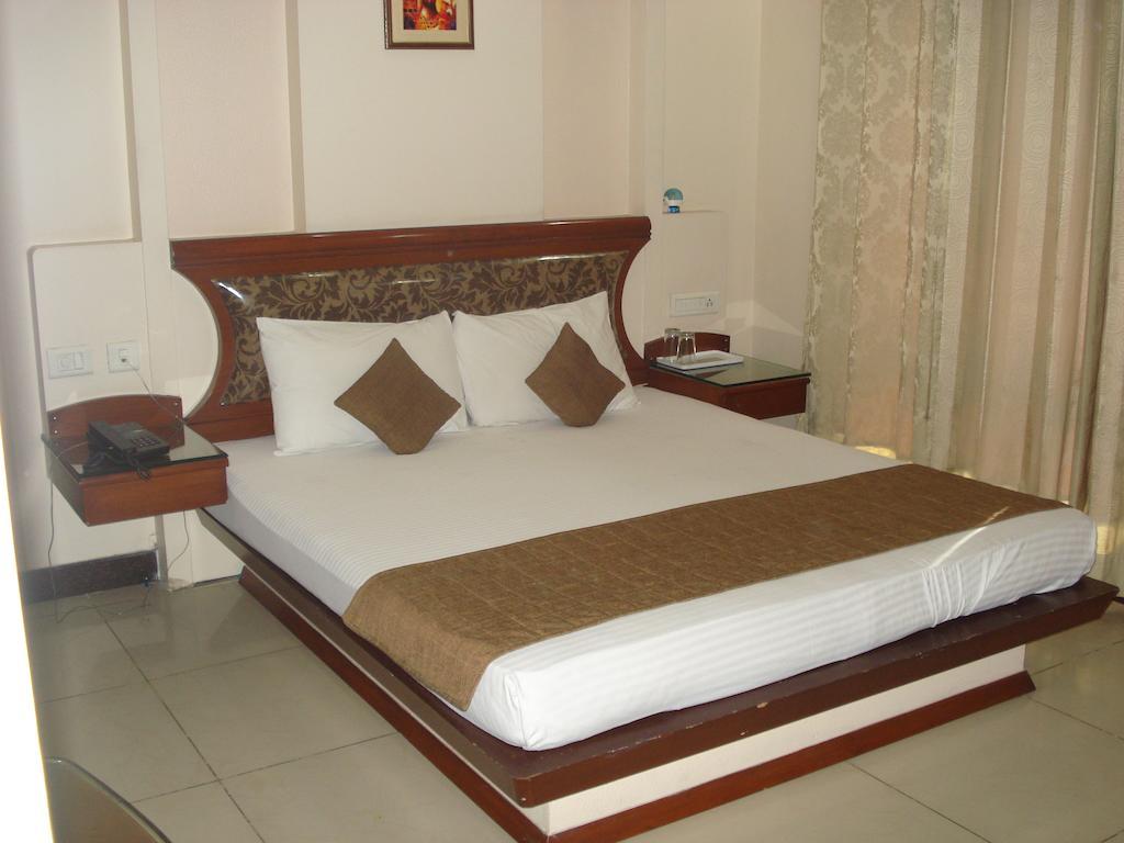 Hotel Ratnawali 2*