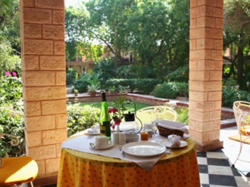 Hotel Devi Bhawan 3*