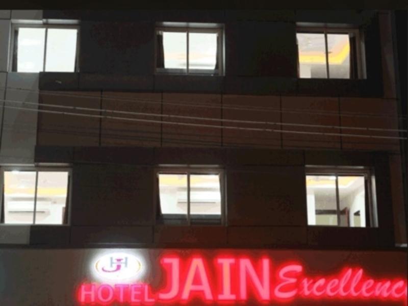 Hotel Jain Excellency 2*
