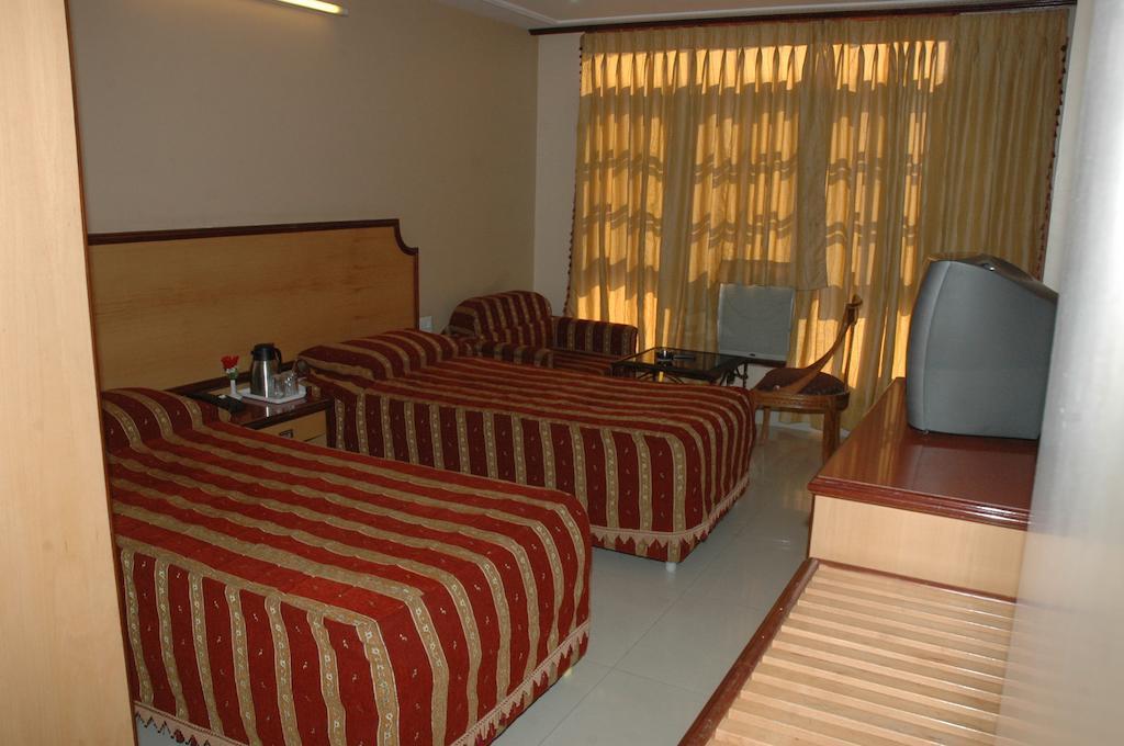 Hotel Apex International