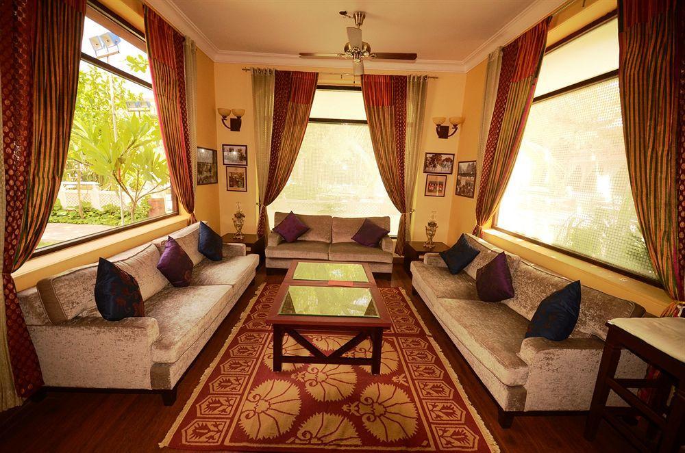 Hotel Ranbanka Palace