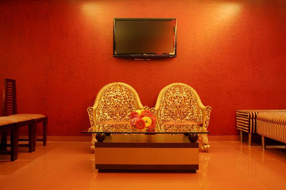Hotel Apex International 3*