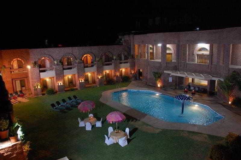Shree Ram International Hotel 3*