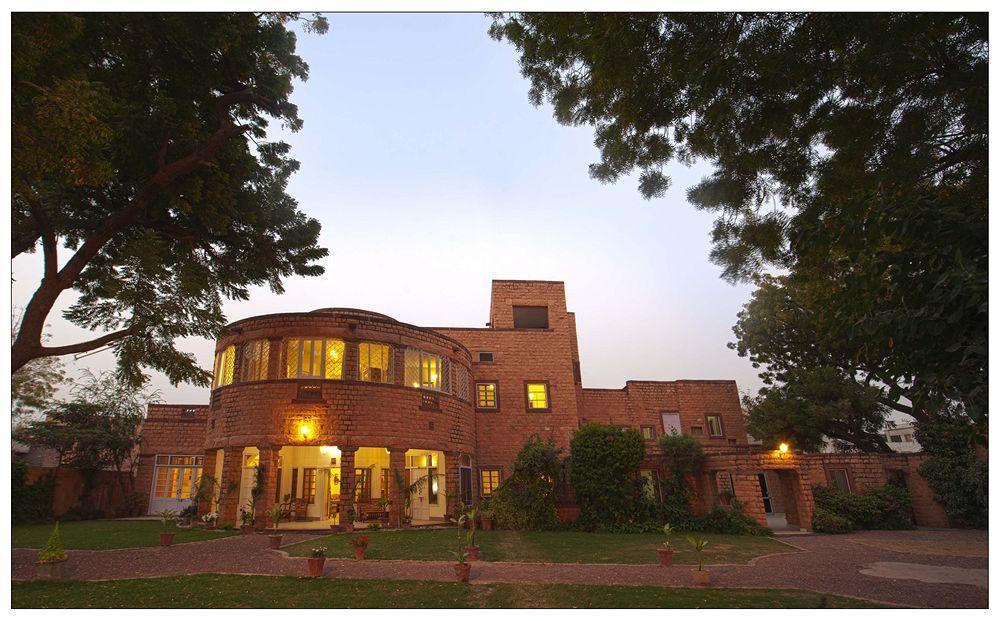 Hotel Madho
