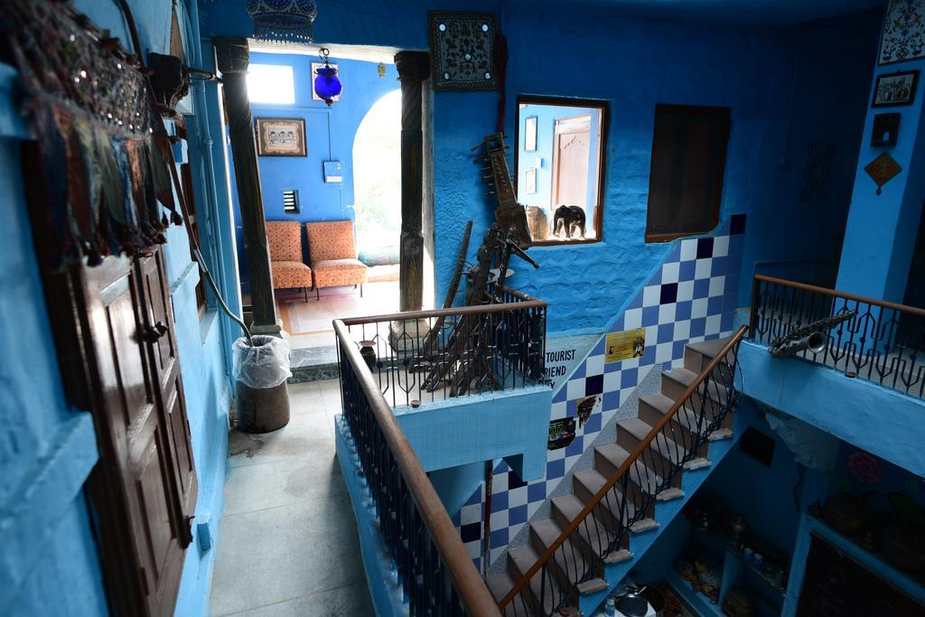 Yogis Guest house 3*