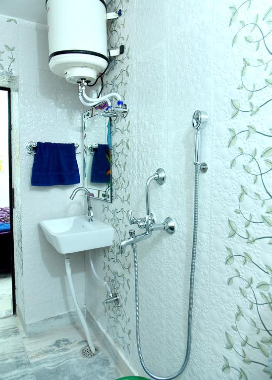L G Guest House 2*
