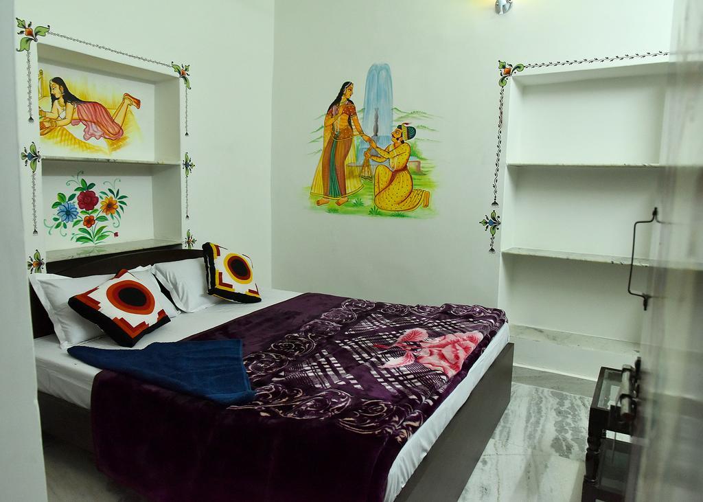 L G Guest House