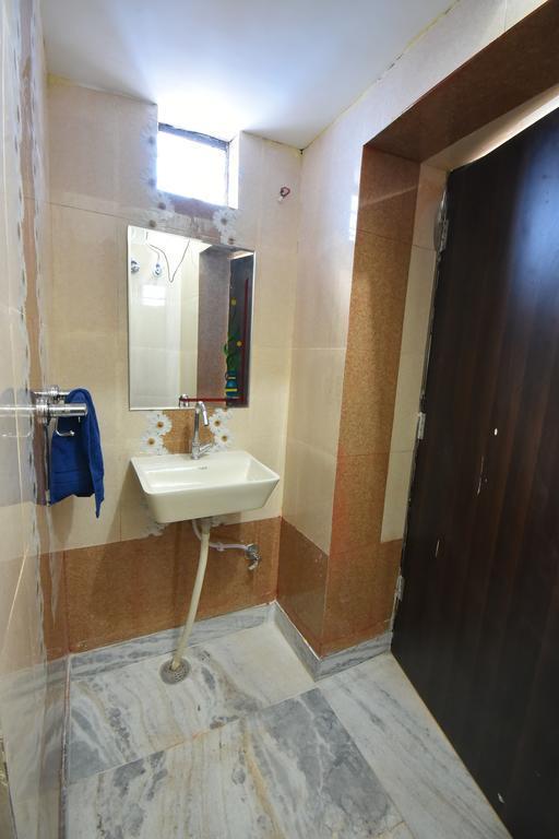Guest house L G Guest House 2*