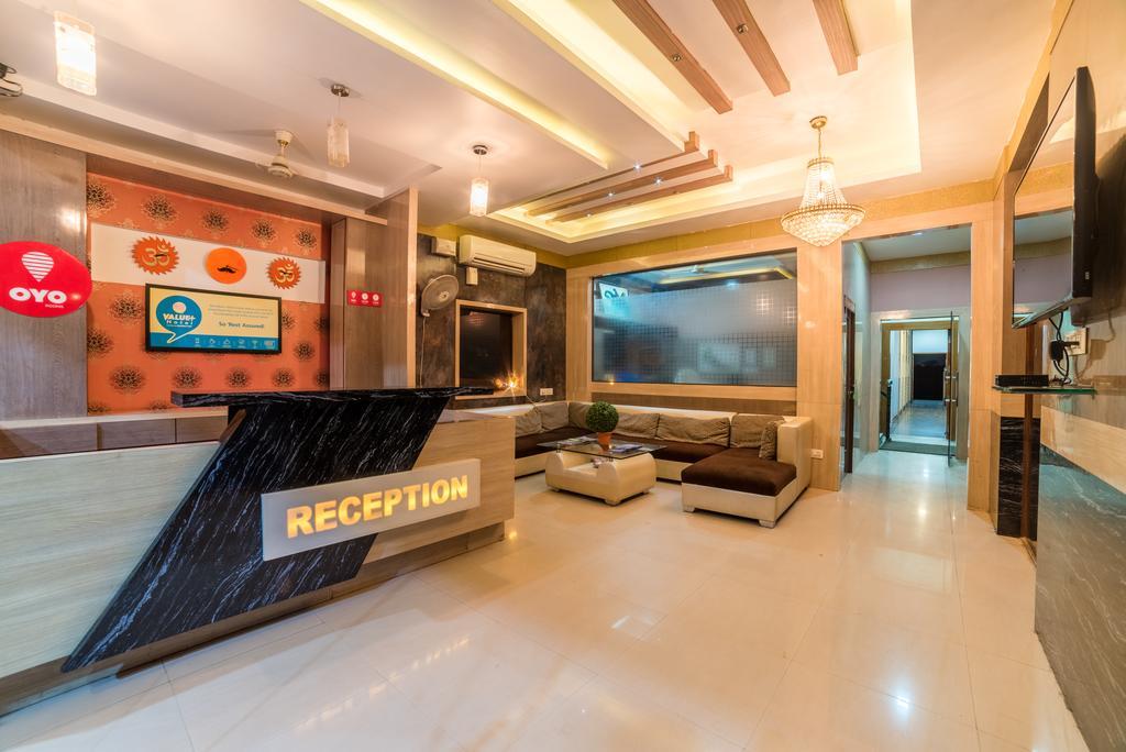 The J.s. Regency 2*