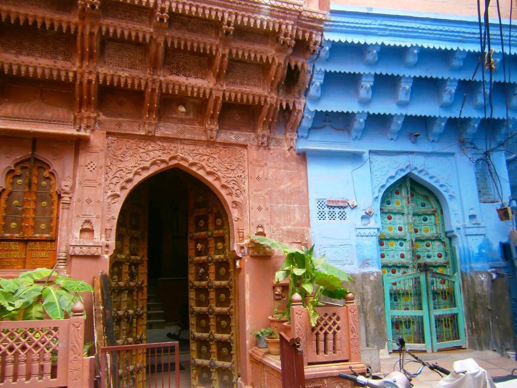 Homestay Juna Mahal Boutique *