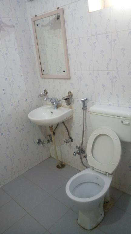 Taru Hotel