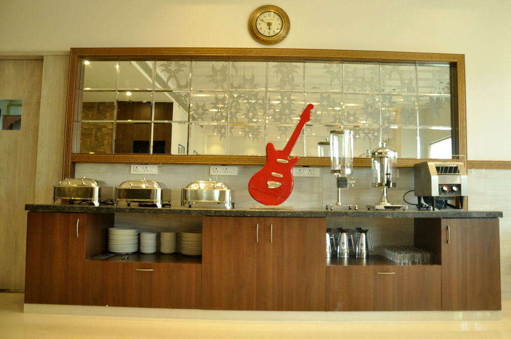 Hotel Chandra Imperial 3*