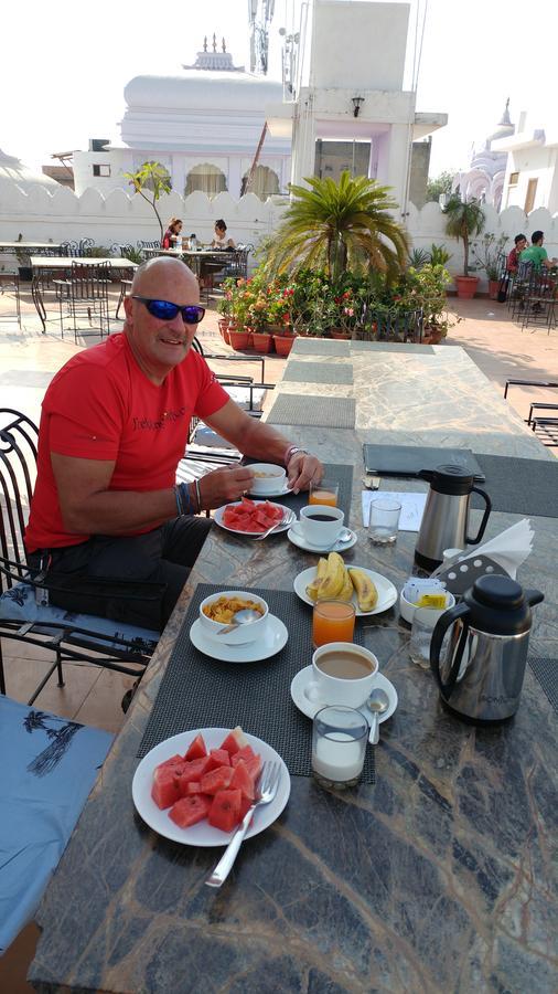 Nirvana Hotel