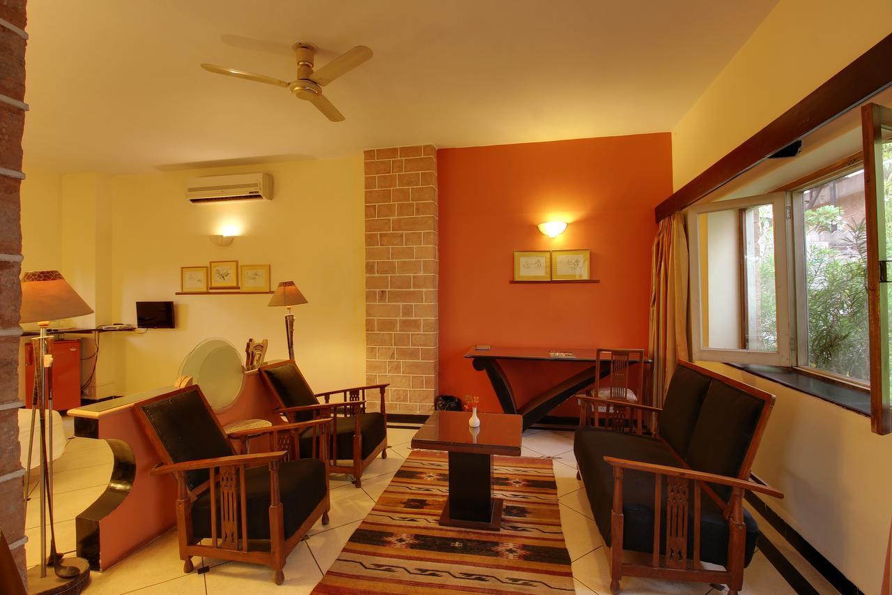 Season Hotel 4*