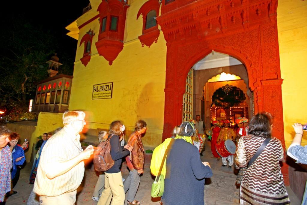 Pal Haveli 2*