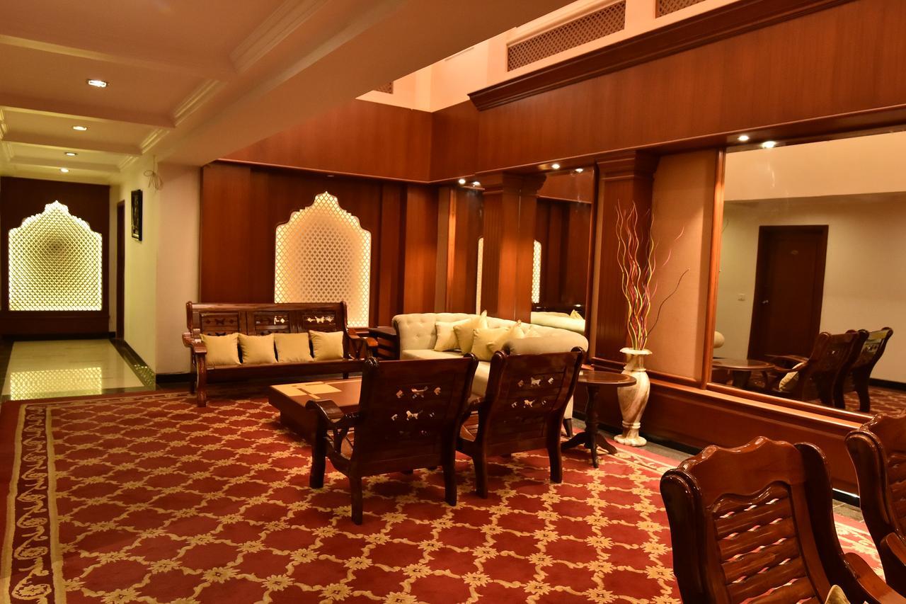 Hotel Niky International 3*