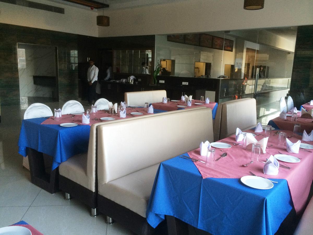 Chandra Grand Hotel