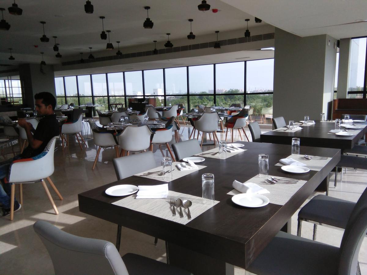 Hotel Zone By The Park Jodhpur