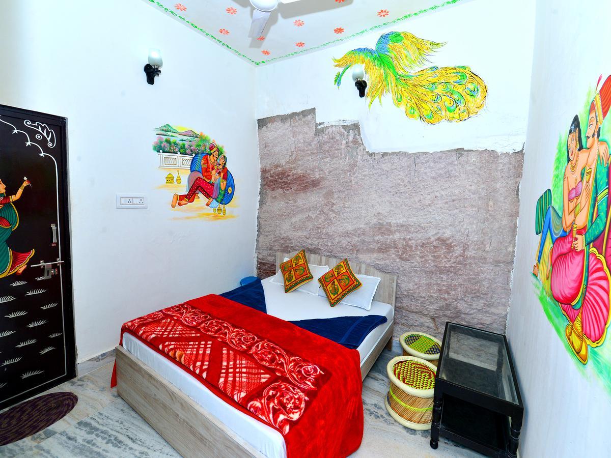 L G Guest House